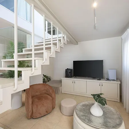 Panorama Villa *